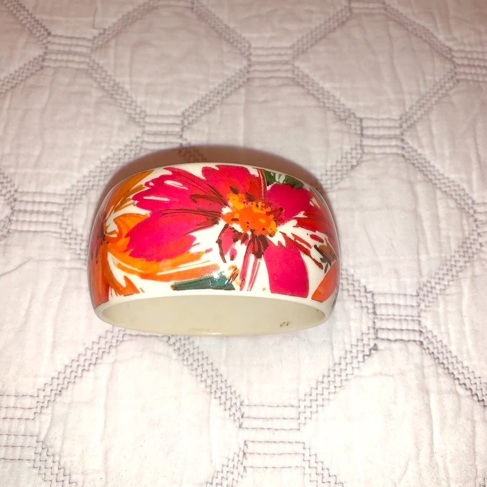 Women’s bracelet